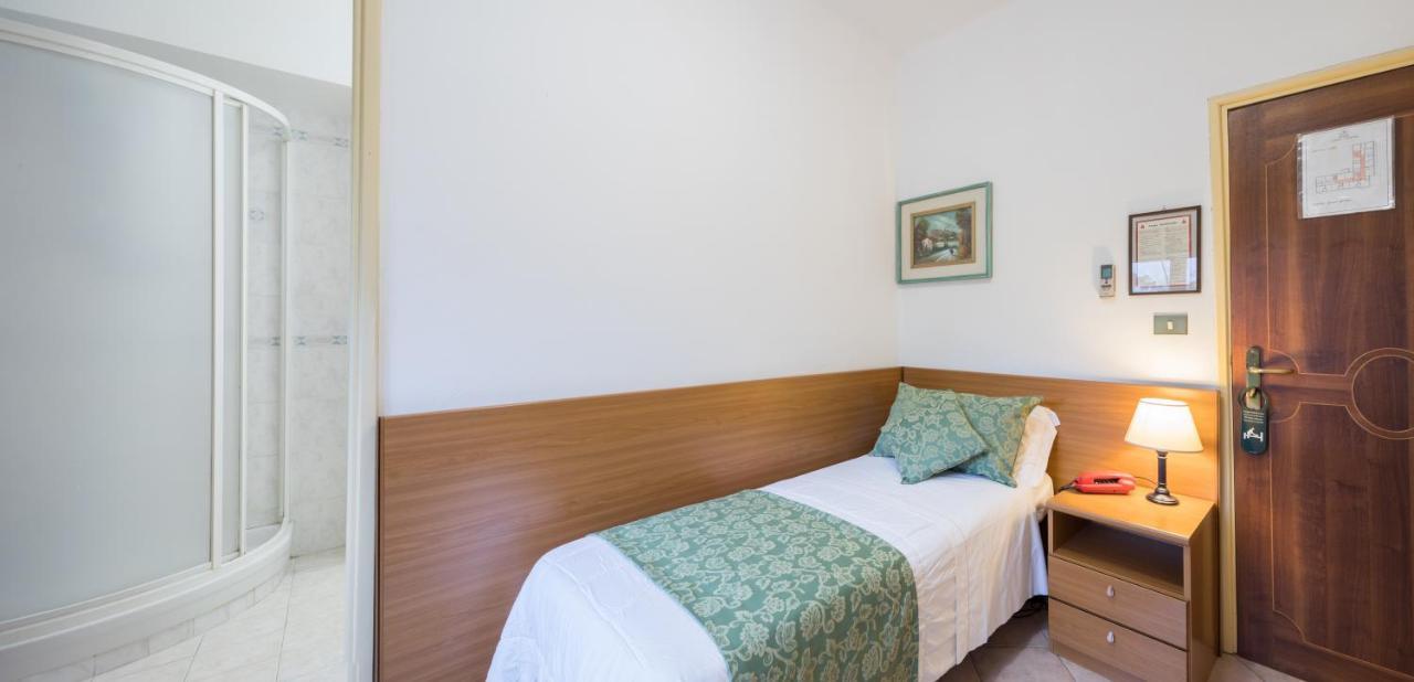 Hotel Astor Victoria Forte dei Marmi Eksteriør billede